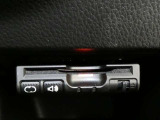 ETC車載機です。高速・有料道路の料金をキャッシュレスでスムーズに通過できます。