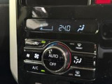 【オートエアコン】お好みの温度に設定して頂くと、車内の温度を自動調整♪快適にクルマの中を過ごして頂けます。