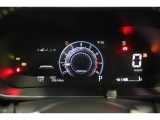 マルチインフォメーションディスプレイ付きのメーターです!エコ運転へ導く多彩な情報を表示してくれます。