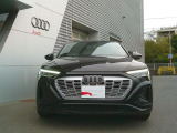 Q8スポーツバック e-tron 55 クワトロ Sライン 4WD 