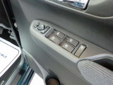 電動格納ミラーでよりコンパクトに!狭い駐車場でも安心です。