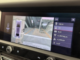 サラウンドビューモニターで車両周辺の確認をアシストします。