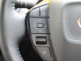 ブルートゥースに接続すれば、スマホに入れている音楽が聞けたり運転中に電話がかかってきてしまった場合もハンドルから電話を取ることができます!