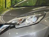 【シーケンシャルターンランプ付きLEDヘッドライト】人気の『流れるウィンカー』付きのLEDヘッドライトを装備♪高級感はもちろん、点灯時は存在感たっぷりで他車からも認識されやすく安心です。