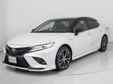 ★TRDフルエアロ装備!純正のボディーラインを残しながらもスポーティーな印象を与えてくれます!