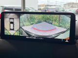 【360&deg;ビューモニター】専用のカメラにより、上から見下ろしたような視点で360度クルマの周囲を確認することができます☆死角部分も確認しやすく、狭い場所での切り返しや駐車もスムーズに行えます。
