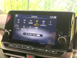 【メーカー純正ナビ】インテリアに溶け込むスタイリッシュな「専用設計」メーカーナビを装備♪視認性や操作性など基本性能にも優れ、より上質なカーライフをお楽しみいただけます。
