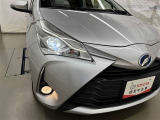 LEDヘッドライトです。デザイン性がよくとても明るいので、夜間の走行や悪天候でも安心です。しかも長寿命!