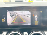 ●ガイドライン付きバックカメラ:不安な駐車もこれで安心!ガイドライン付きなので狭い箇所での駐車もラクラクです!