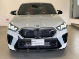 BMW代表的な特徴のキドニーグリル。BMWのすべてのモデルに採用され、BMWらしさを強調しております。