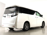 当店では、厳選された車両のみ展示しております。アルファード・ヴェルファイアに特化した専門店ならではの豊富な在庫の中から、お気に入りの一台をお探しください!