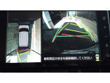 パノラミックビュ-モニタ-が付いているので、運転席から確認しにくい車両周辺の状況を把握出来ます。