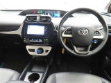 ぜひ展示車の運転席に座ってみてください。
