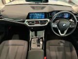 BMWの操作パネルは使いやすさを追求し日常生活で必要なボタン&スイッチを使えるようにした構造となっております。購入時から沢山触って体感してください。