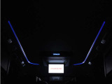 夜間に室内を照らしてくれるルームライトです♪♪