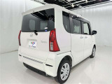 女性に人気の軽自動車!初心者でも運転しやすく小回りもききます!