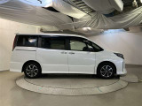 当社でご購入頂いた全ての車両はご納車前、エンジンオイル交換・ワイパーゴム・ブレーキ点検・調整・その他確認の上ご納車いたします。