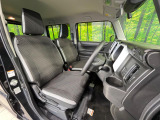 運転席シート廻りは使用感も少なく、良好な状態となっています。丁寧に使われていたことがよくわかりますね。