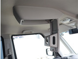 【車屋】として、長く車業界に従事した経験豊富なスタッフが多数在籍しております。