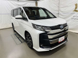 広々とした車内空間に優れた燃費性能。更にデザインも上質で人気のお車です!
