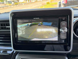 バックカメラ装備。駐車が苦手な方には欠かせません。