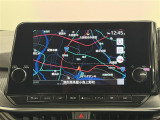 【純正9インチナビ】Nissan Connectに対応した純正9インチナビを装備。存在感のある大画面はインパクトも大!ナビ利用時のマップ表示も見やすく、テレビやDVDは臨場感がアップ!