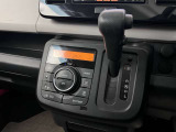オートエアコンで快適な車内温度を演出してくれます!