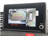 お車選びをお楽しみ頂けるよう、在庫車の展示スペースを十分に確保しております。