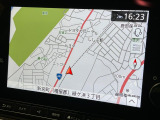 【純正ナビ】人気の純正ナビを装備しております。ナビの使いやすさはもちろん、オーディオ機能も充実!キャンプや旅行はもちろん、通勤や買い物など普段のドライブも楽しくなるはず♪