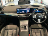 BMWの操作パネルは使いやすさを追求し日常生活で必要なボタン&スイッチを使えるようにした構造となっております。購入時から沢山触って体感してください。