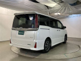車検やメンテナンスも大阪トヨペットにお任せください。お客様のカーライフを末永くしっかりサポートします!