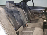 【エアバック】BMWのエアバックやその他の安全装備は、互いに補完しあう事で徹底した安全性を貫きます。万一の事故の際にそれぞれ最適な保護を提供してくれます!