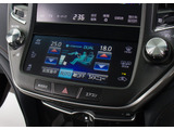 使いやすさや安全性を追求したステアリング周り!高級車ゆえにスイッチ類が多いのも特徴ですね!考え尽くされた配置ですぐに使いこなす事が出来ますのでご安心下さい!是非、体感してみて下さい!!