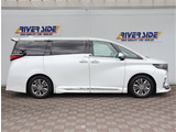 神奈川でお車を探すなら リバーサイド 。当店では在庫数800台展示中となります。残価設定型ゴジュッパローンをメインで販売しており月々のお支払いをお安く高年式車を乗りたい方へ是非ご検討ください。