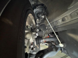お車を安心してお乗りいただく為には、足回りの定期点検が欠かせません。サービスサポート(有償保証)では無料点検もご提供しており、安心のカーライフをお過ごしいただけるサポート体制が整っています。