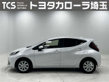 後席ガラスにフィルムが貼られております!直射日光の緩和とプライバシー保護にも役立ちます!