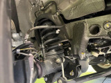 お車を安心してお乗りいただく為には、足回りの定期点検が欠かせません。サービスサポート(有償保証)では無料点検もご提供しており、安心のカーライフをお過ごしいただけるサポート体制が整っています。
