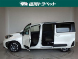 両側パワースライドドア付きだから、狭い駐車スペースなどでの 乗り降りラクラク!小さなお子さまのいるご家庭には嬉しい装備。