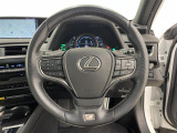 UX 250h バージョンC 本革シート サンルーフ