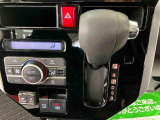 3.「認定中古車カルテ」は、走行距離や修復歴に加えてキズ・凹みの有無・状態や消耗品の交換、過去の整備状況がわかります。