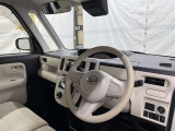 ドライバーに寄り添う快適な操作フィールをもたらすステアリングです。