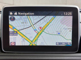 地デジチューナー内臓型、多機能2DINタッチパネルナビゲーションを装備しています。