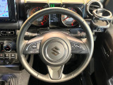 【純正革巻きステアリング】上質な革を使用することで、手にしっかり馴染みとても運転しやすいハンドルです♪