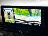 【アラウンドビューモニター】専用のカメラにより、上から見下ろしたような視点で360度クルマの周囲を確認することができます☆死角部分も確認しやすく、狭い場所での切り返しや駐車もスムーズに行えます。