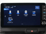 フルオートエアコン搭載。好みの温度に設定するだけで、風向や風量を自動でコントロール!いつでも快適な車内環境に。さらに、体を直接温めるシートヒーター付きで寒い季節も暖かく過ごせます。
