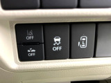 【パワースライドドア】スマートキーや運転席のスイッチでスライドドアの開閉が可能♪電動だから力を入れてドアを開ける必要が無く、小さいお子様でも、重い荷物を持っている時もラクに開け閉めできます♪