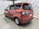 走りにこだわりながら収納力も持ち合わせたお車です。