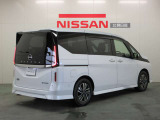 セレナ 1.4 e-POWER ハイウェイスターV 