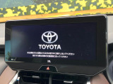 【12.3インチワイドナビ】高級感とインパクトのある大型ワイドナビを装備。各種オーディオ操作はもちろん、横長ワイド画面でのマップ2分割表示など、利便性も高いナビです♪