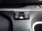 両側電動スライドドアのスイッチ付です。車内からもスイッチひとつで楽にドアの開閉が可能です。電動なので開閉時に力を使う必要がなく、半ドアになることもありません!